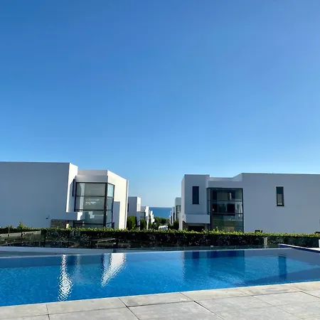 Coral Residences Sea View 16 Apartament Peja