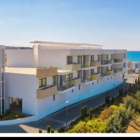 Coral Residences Sea View 16 Apartament